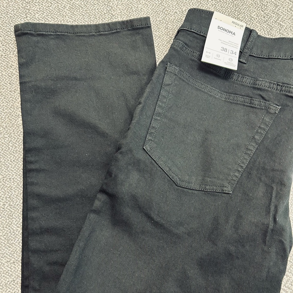 Sonoma Black Straight Men Jeans 38x34
Brand new